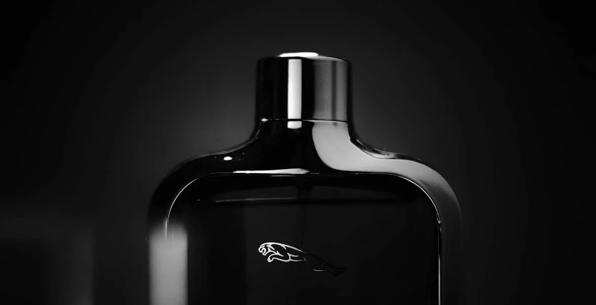 Flacone di profumo: packaging primario e secondario