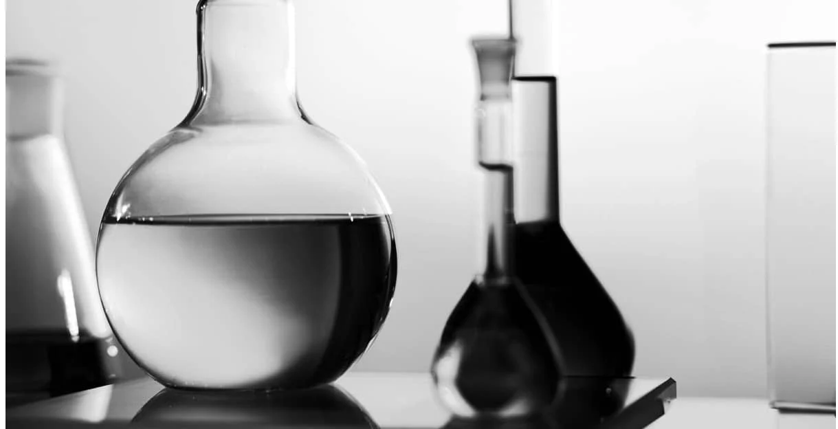 Laboratorio: documentazione regolatoria, PIF e IFRA per profumi